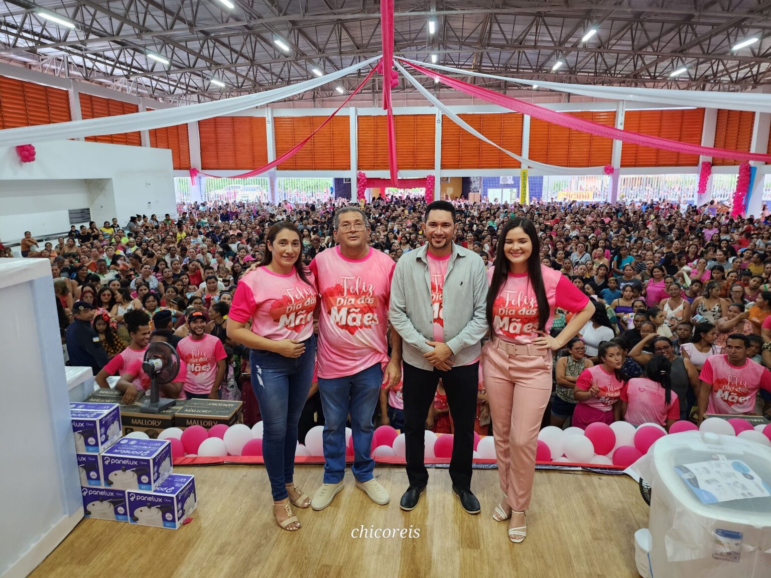 Dia das mães prorrogado: prefeito de Codajás gasta R$ 100 mil em brindes para a data