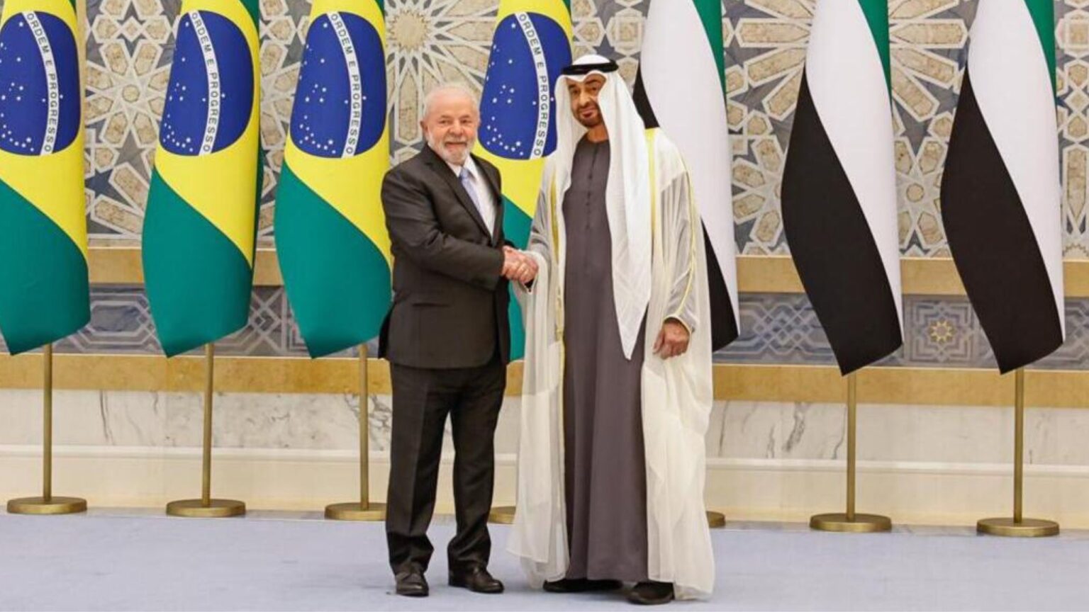Lula e presidente dos Emirados Árabes se reúne para avançar acordo entre Mercosul-EAU