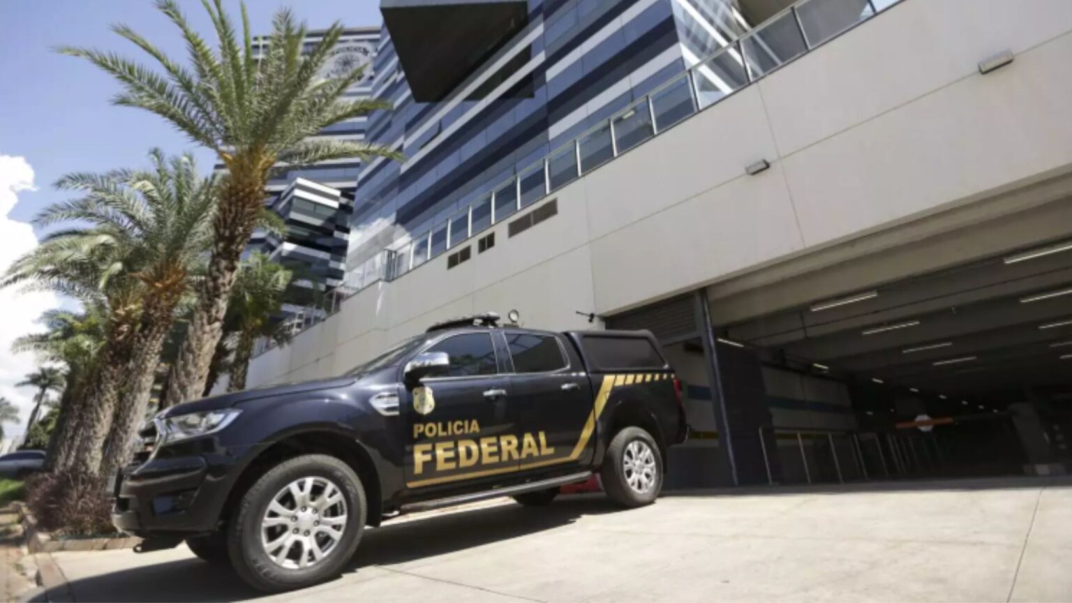 PF cumpre mandados por desvio de emendas parlamentares em 5 estados