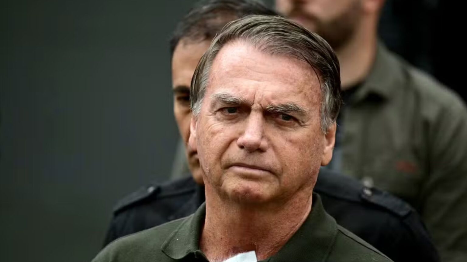 Bolsonaro já recebeu 114 atendimentos médicos em apenas 39 dias na Papudinha