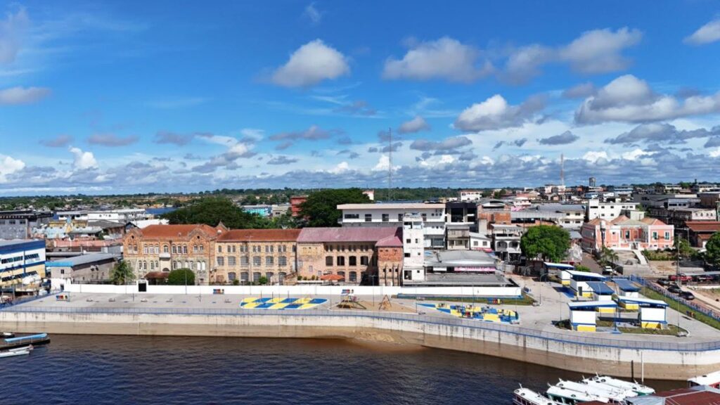 Grande inauguração da Orla Municipal de Tefé acontece neste sábado Grande inauguração da Orla Municipal de Tefé acontece neste sábado