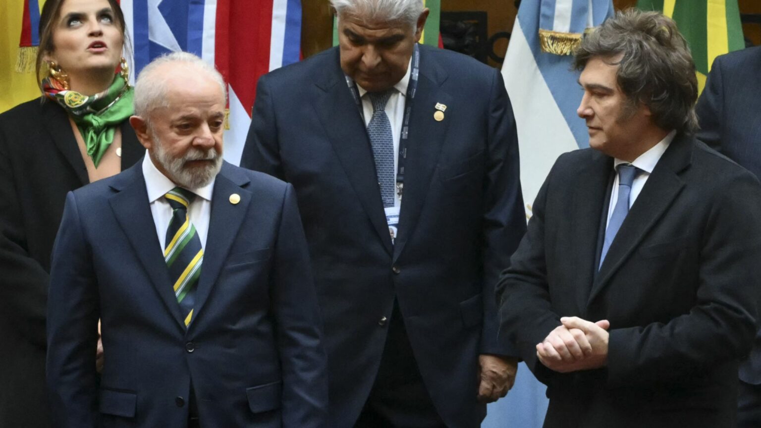 Lula ordena que governo “baixe a poeira” sobre de críticas de Javier Milei