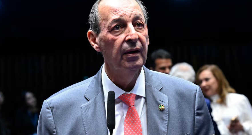 Codinome, sobrenome e caminhos tortuosos