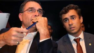 TSE ordena que Flávio e Nikolas removam vídeo de crianças contra Lula