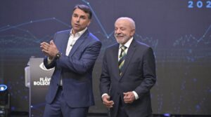 Papagaio de pirata nunca serviu para ser presidente